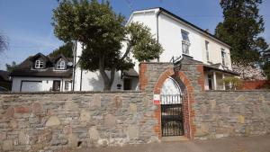 The Lychgate