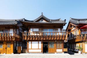 Hanok Khaki, Eunpyeong Hanok Village