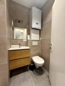 The Modern Nest - Jourdan