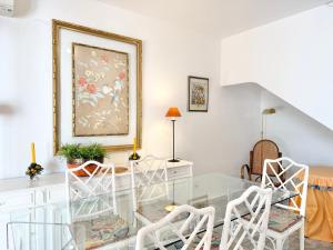 El Capricho Townhouse With Swimming Pool - EaW Homes