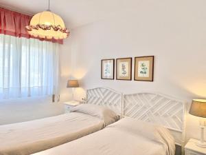 El Capricho Townhouse With Swimming Pool - EaW Homes