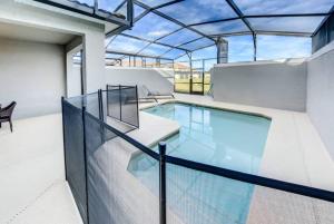 Storey Lake 4b3b town home with private pool