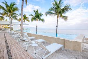 Harbor Puerto Vallarta 7006