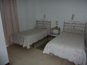 Basic Double or Twin Room room in Pensión Versalles