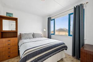 Vintage Ledge Point Beach Shack