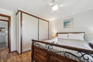 Classic Beach House Lancelin