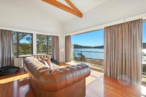 Lakeside Retreat, Miena