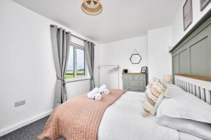 Ardenlee House 4 Bedroom Nestled Property Management Short Lets And Serviced Accommodations