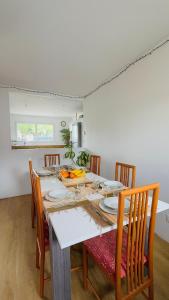 Spacious Cottage in Le Mans, Quiet & Terrace, 7 People