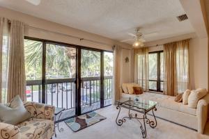 Pool and Ocean Access Palm Beach Gardens Condo