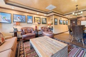 Lodge Tower 494 Two Bedroom Residence