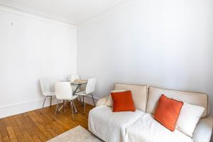 GuestReady - Cosy retreat steps from Sacré Coeur