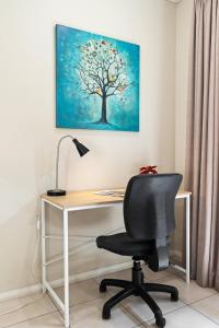 No stairs, Big House, Garage Richmond Residence 1