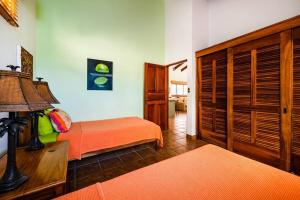 Beachfront Ocean view terrace right on the beach