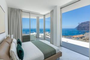 Crystal I Luxury Apartments by Hermosa Rentals