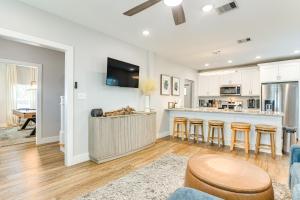 Walk to The Strand Group Getaway in Galveston!