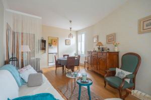 Appartements Au Petit Bonheur Proche Centre et Lac : photos des chambres