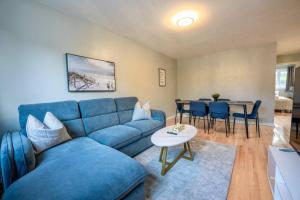 3BR 6Beds 5min Walk Metro Free Parking Place Bell