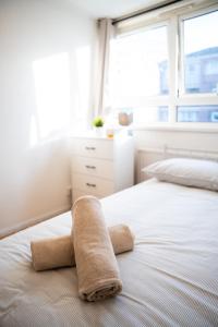 Private Rooms near Canary Wharf