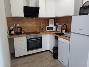 Utjeha Hills with Pool