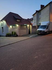 Mieszkanie 2 pokoje-Faktura