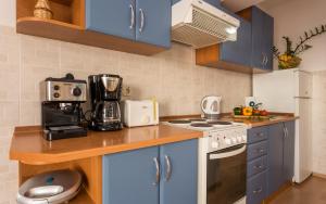 Apartman Izi 3 u Korniću na otoku Krku-plavi