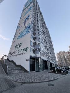 Panoramic view of the lake in the new apartment