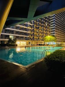 KDs Home - Fast WiFi, Netflix , Pool , Karaoke