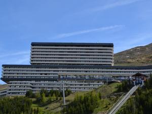 Duplex 7 pers avec balcon, proche cuisine équipée - FR-1-452-222