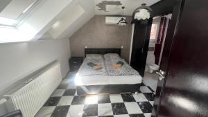 Royal City Apartment