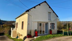 Maisons de vacances Chaintre La Vallee : Maison 1 Chambre