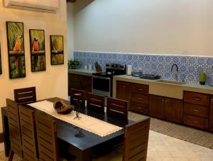 Casa Caoba Playa Potrero