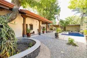 Casa Caoba Playa Potrero