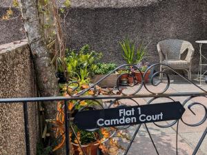 City centre apartment with south facing patio, 10 minutes walk to the harbour