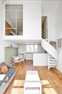 Appartements Duplex lumineux avec terrasse Champs de Mars : Appartement