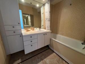 Charmant studio grande terrasse