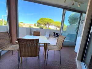 Charmant studio grande terrasse