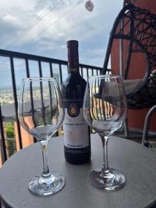 2 Cozy Retreat by Tbilisi Top Attractions