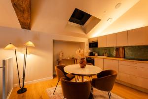 Appartements Loft d-architecte jacuzzi, cinema et filet habitation : photos des chambres