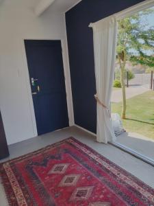 Townsend All-In-One Bachelors Cabin