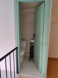 Stylish Duplex for 6, Central