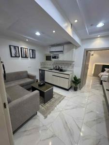 روز الخيال للشقق المخدومة 4