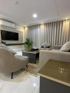 روز الخيال للشقق المخدومة 4