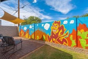 Pet Friendly close to ASU Private yard