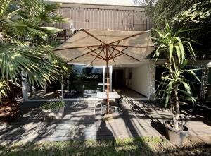 apartamento 2 habitaciones, aire acondicionado, 2 camas dobles, Patio privado