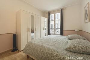 Charming 2BR Flat Heart of the Latin Quarter