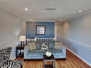 Bluefish 16 House