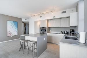 Miami Escape 16th Floor – Near Hollywood Beach