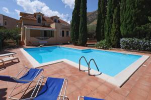 VFH Villa Cala del Cuore con piscina, 50 m dal mare