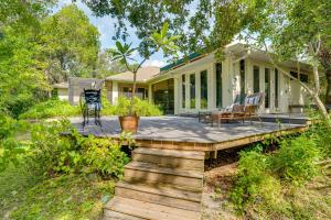 Forested Wimauma Retreat 2 Mi to State Park!